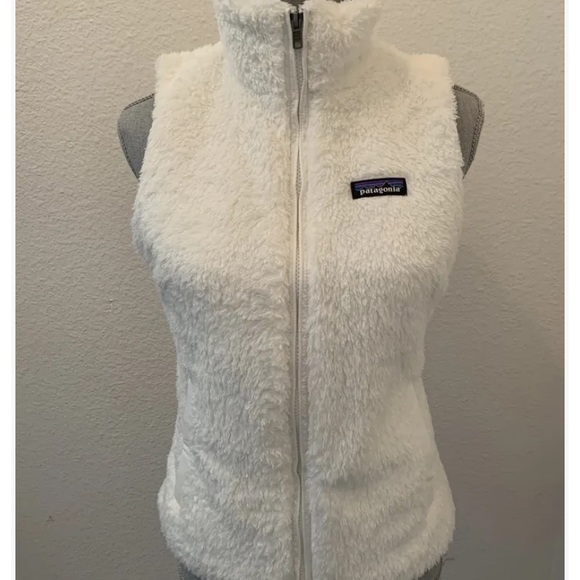 Patagonia Jackets & Blazers - Patagonia Los Gatos Birch White Vest Women’s Small New NWT RARE HTF GORGEOUS